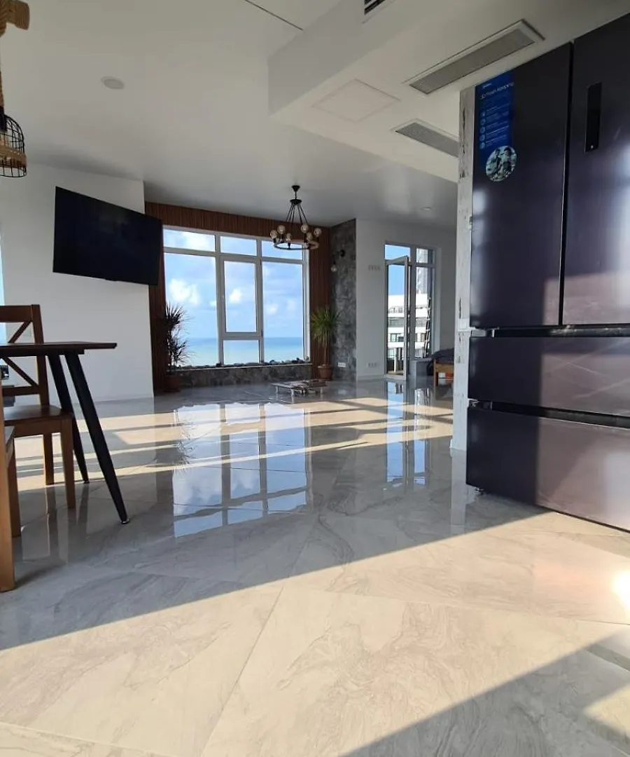 Вип Апартаменты Batumi Apartment